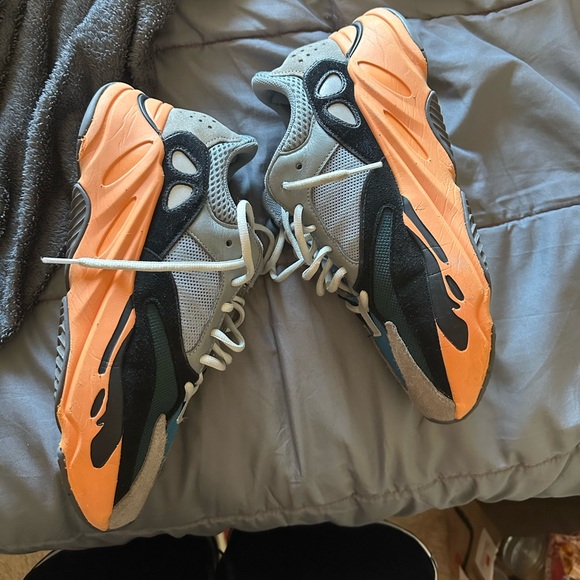 Yeezy boost 700 Enflame